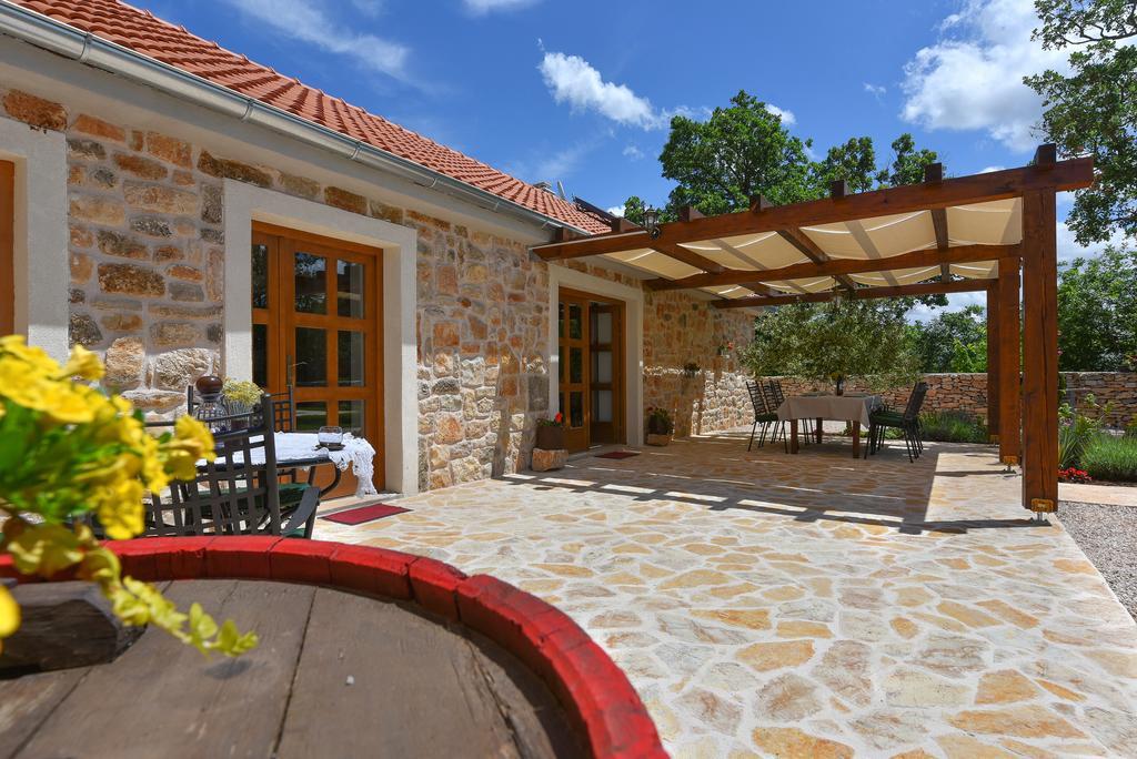 فيلا Rural House Kod Slapa Bogatić المظهر الخارجي الصورة