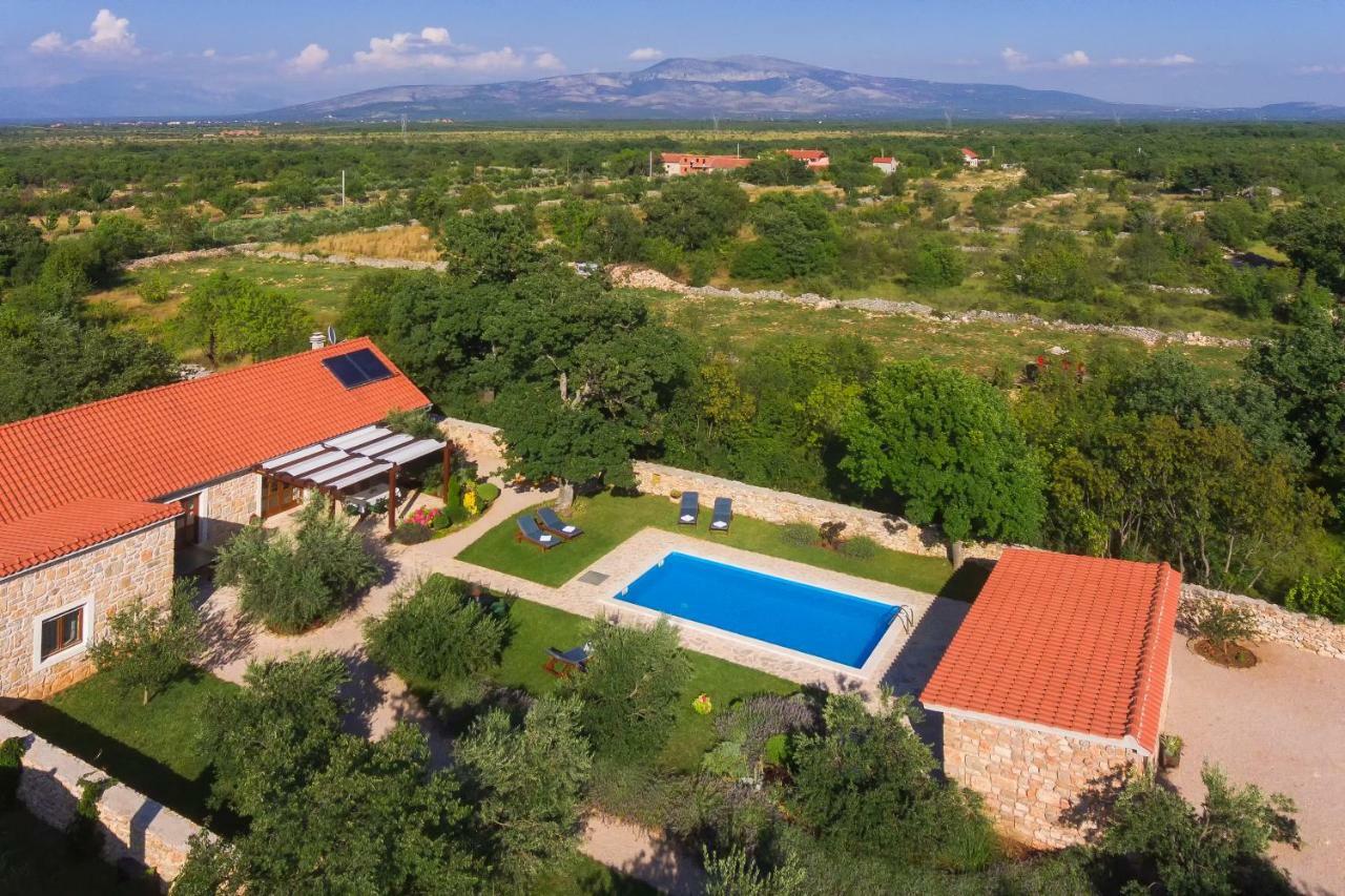 فيلا Rural House Kod Slapa Bogatić المظهر الخارجي الصورة